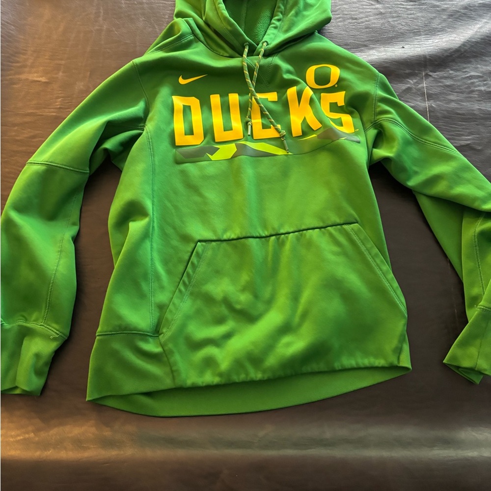 University of Oregon 

Nike Green Fleece Hoodie